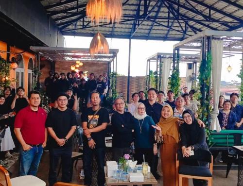 Faculty of Creative Industry Design Universitas Esa Unggul Holds TalkShow and Photography Exhibition “Aesthetics of Micro Photography Perspective”
