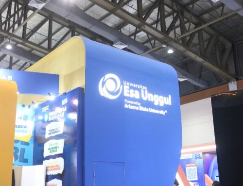 Universitas Esa Unggul Ikut Serta Dalam Acara Indonesia International Education & Training Expo 2025